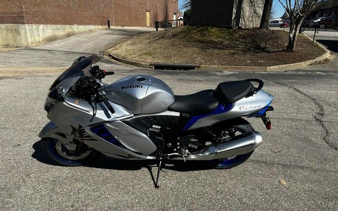 2025 Suzuki Hayabusa