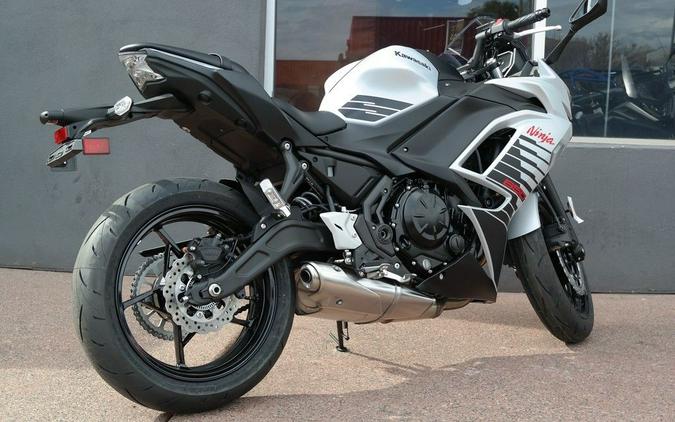 2026 Kawasaki Ninja® 650 ABS