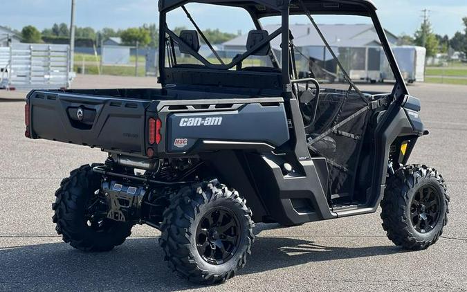 2025 Can-Am® Defender XT HD10
