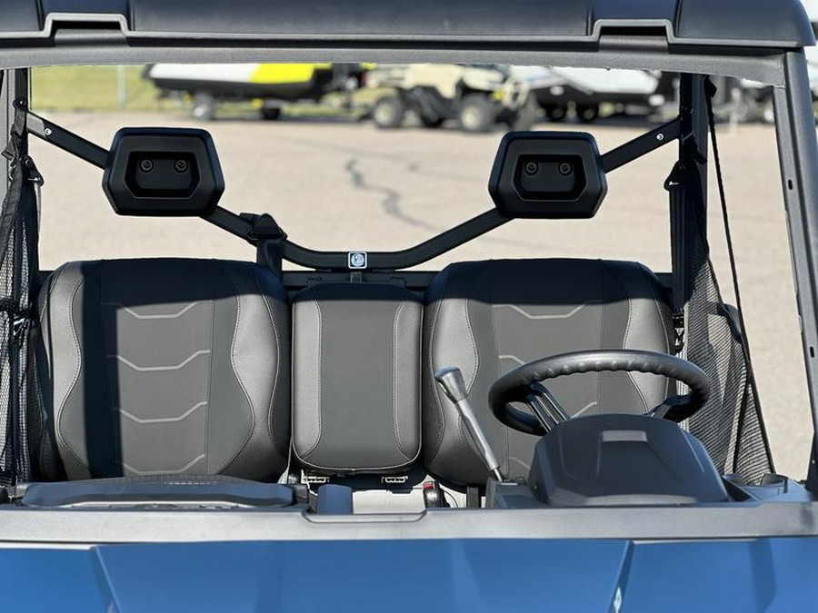 2025 Can-Am® Defender XT HD10