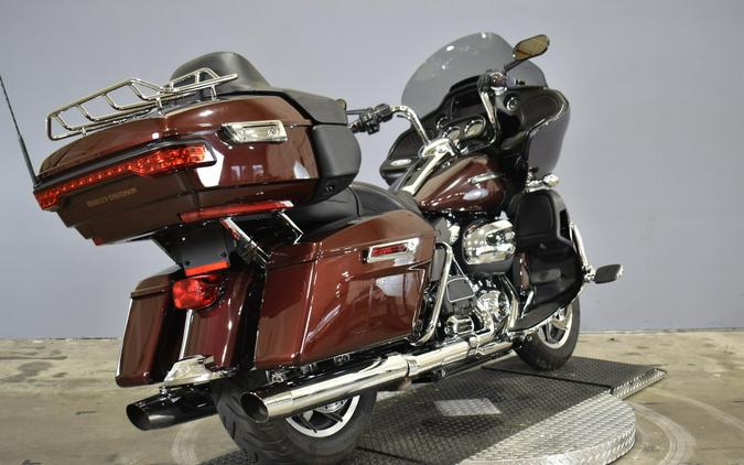 2019 Harley-Davidson Road Glide Ultra Twisted Cherry