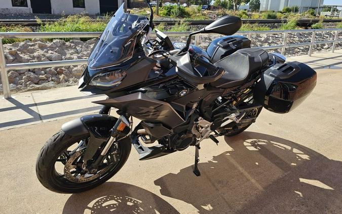 2023 BMW F 900 XR