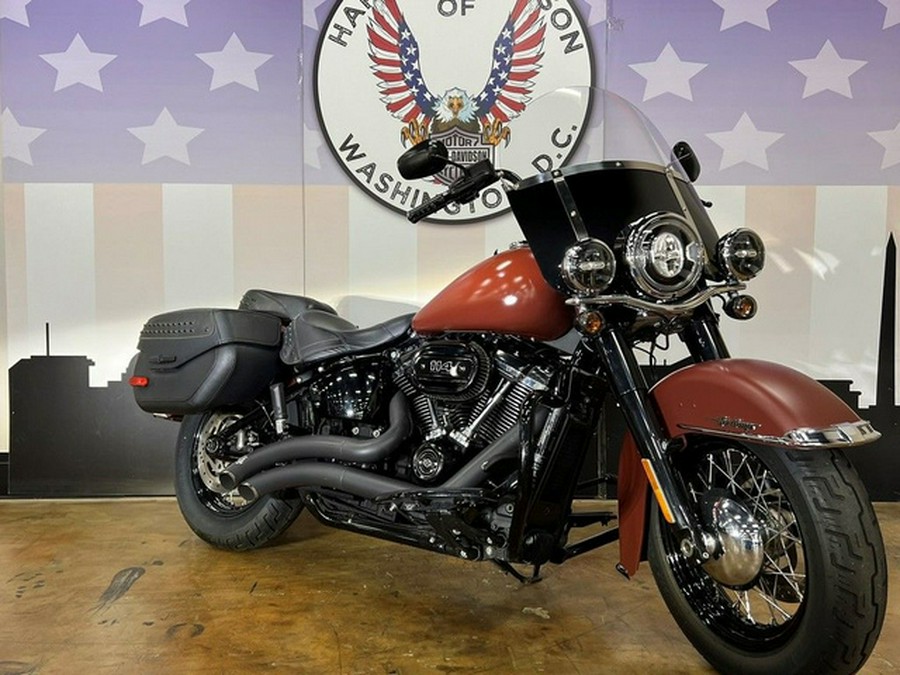 2018 Harley-Davidson FLHCS - Softail Heritage Classic 114