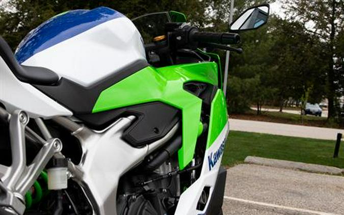 2024 Kawasaki Ninja ZX-4RR 40th Anniversary Edition ABS