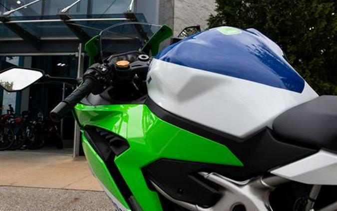 2024 Kawasaki Ninja ZX-4RR 40th Anniversary Edition ABS