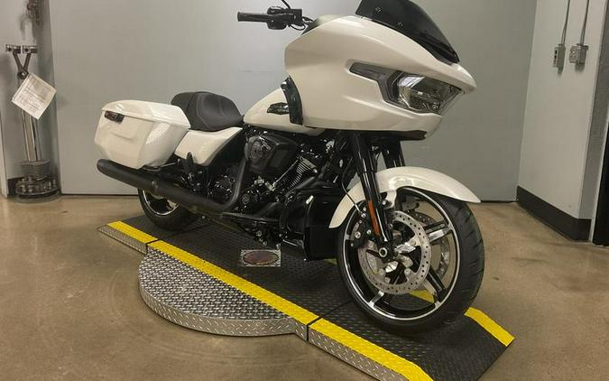 2024 Harley-Davidson® FLTRX - Road Glide®