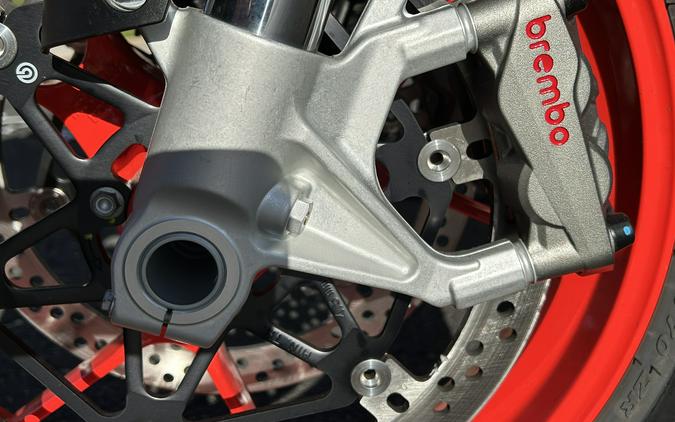 2026 Aprilia RSV4 1100