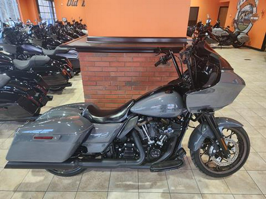 2022 Harley-Davidson Road Glide® ST