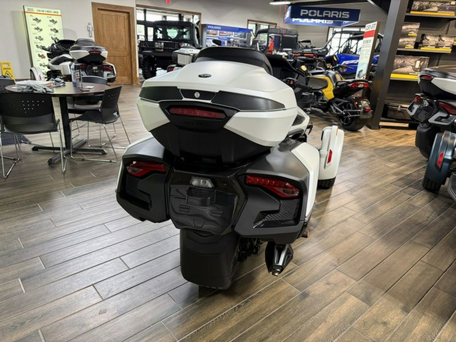 2026 Can-Am Spyder RT Sea-to-Sky