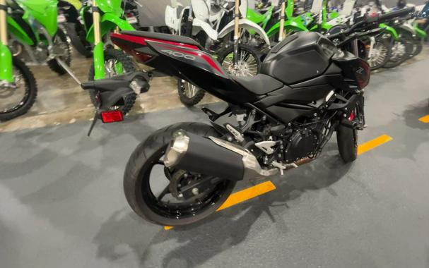 2021 Kawasaki Z400 ABS