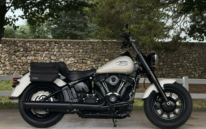 2022 Harley-Davidson Softail FLHCS - Heritage Classic 114