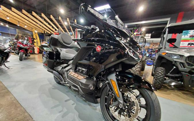 2023 HONDA GOLDWING TOUR DCT