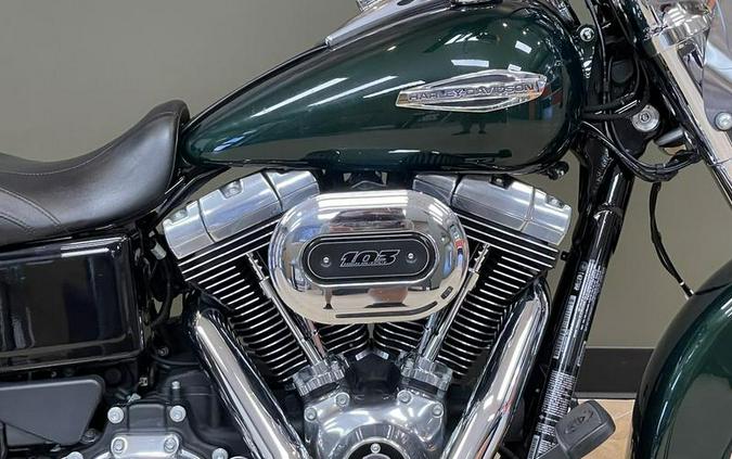 2016 Harley-Davidson® FLD - Dyna® Switchback™