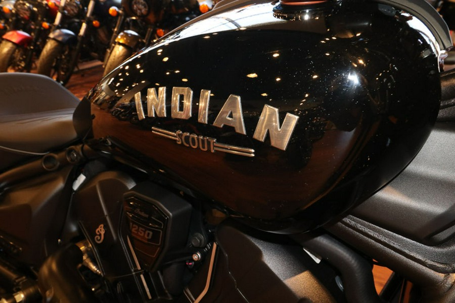2025 Indian Motorcycle® Sport Scout® Limited Black Metallic