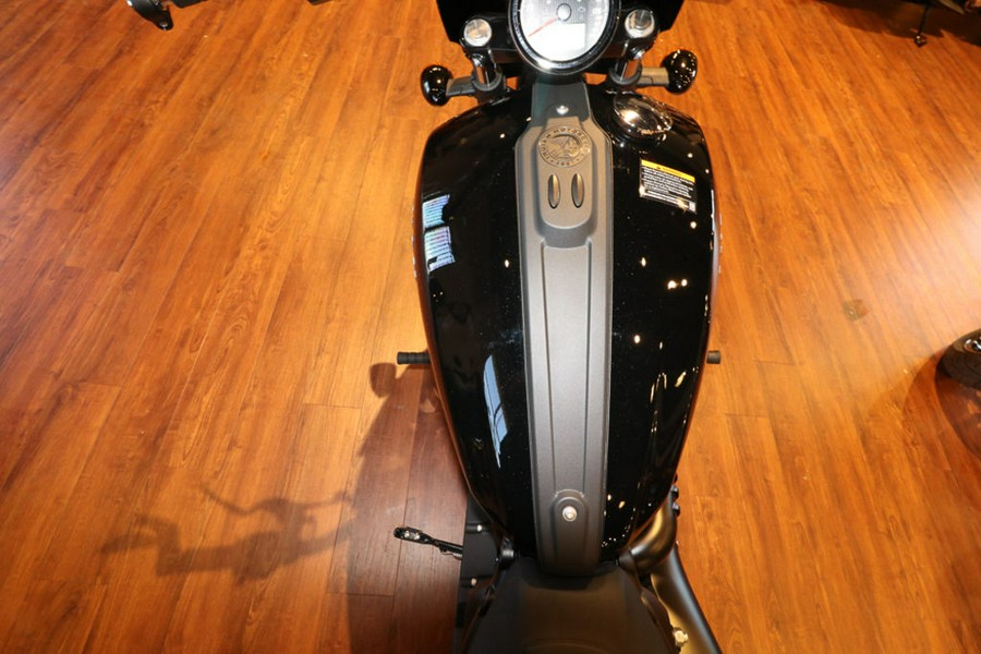 2025 Indian Motorcycle® Sport Scout® Limited Black Metallic