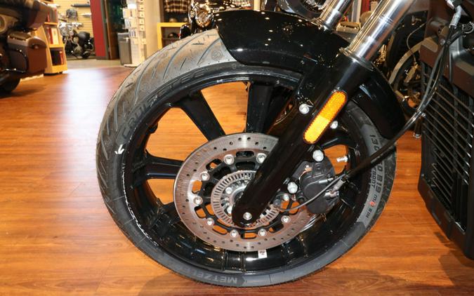 2025 Indian Motorcycle® Sport Scout® Limited Black Metallic