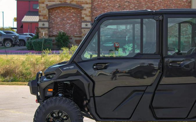 2026 Can-Am® Defender MAX XT CAB HD11 With 10.25 in.display