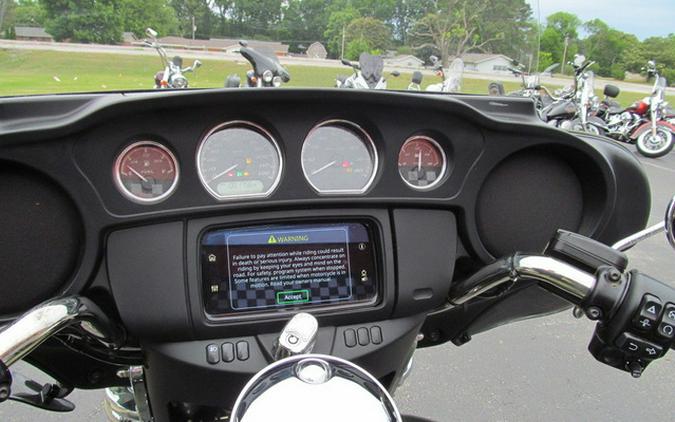 2022 Harley-Davidson FLHTCUTG - Tri Glide Ultra