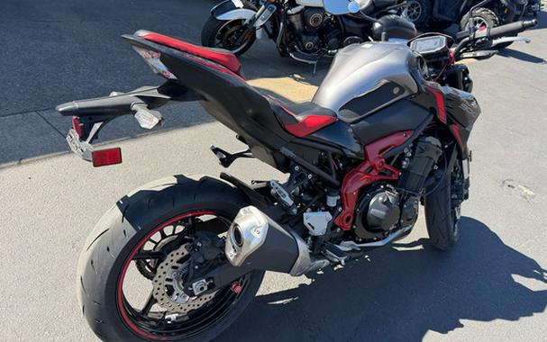 2023 Kawasaki Z900 ABS