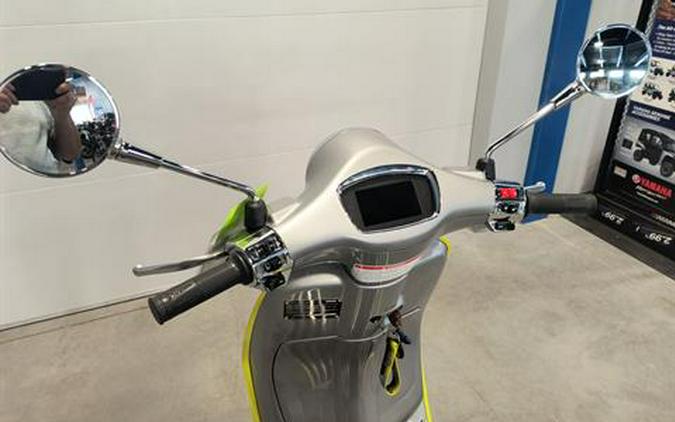 2022 Vespa Elettrica 45 MPH