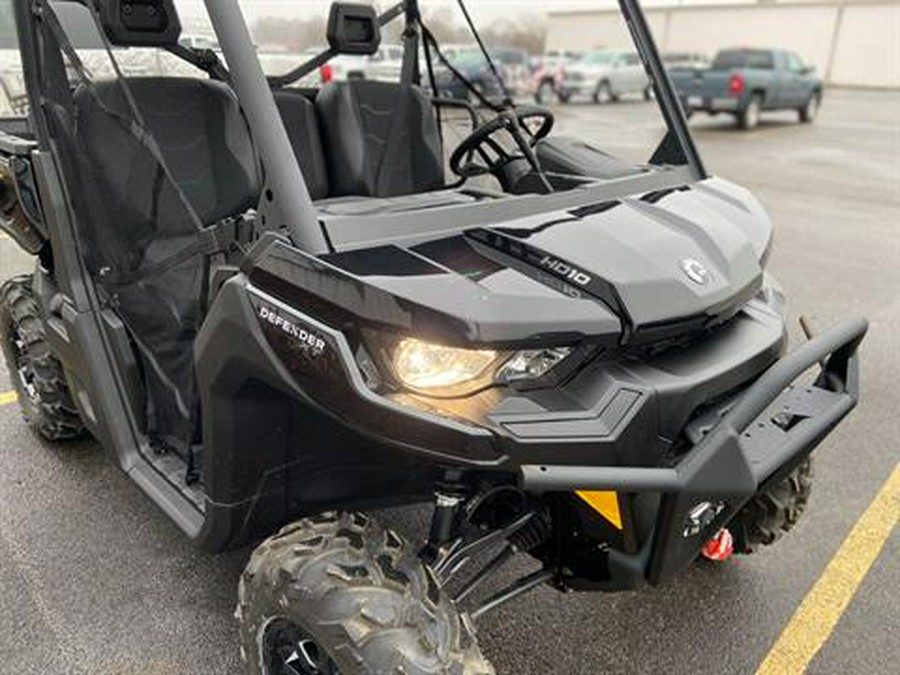 2024 Can-Am Defender XT HD10