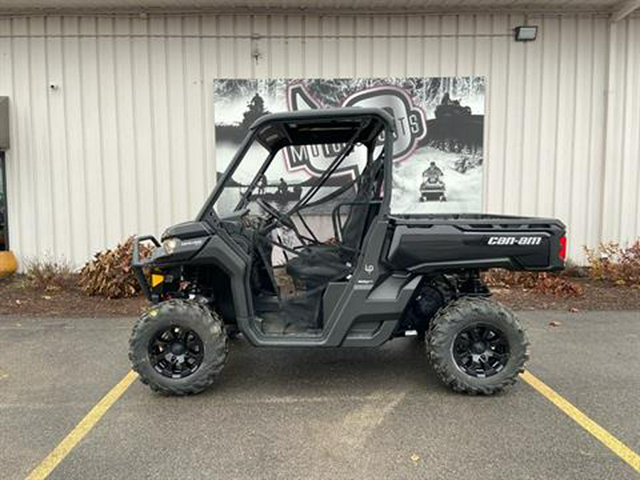 2024 Can-Am Defender XT HD10