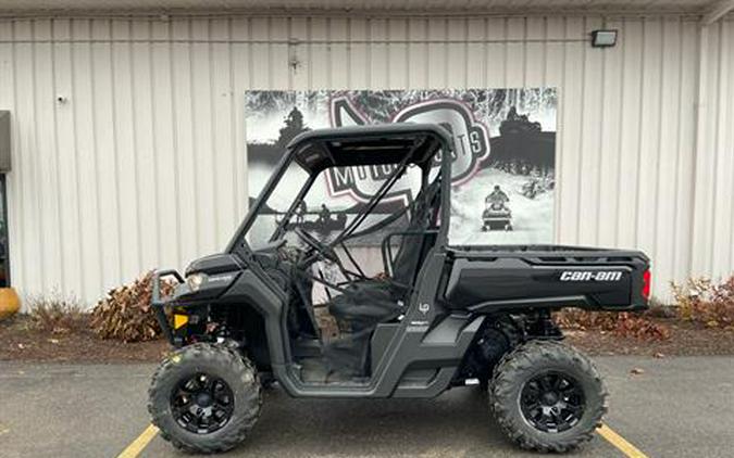 2024 Can-Am Defender XT HD10