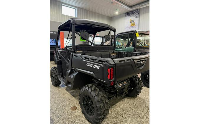 2025 Can-Am DEFENDER DPS HD10
