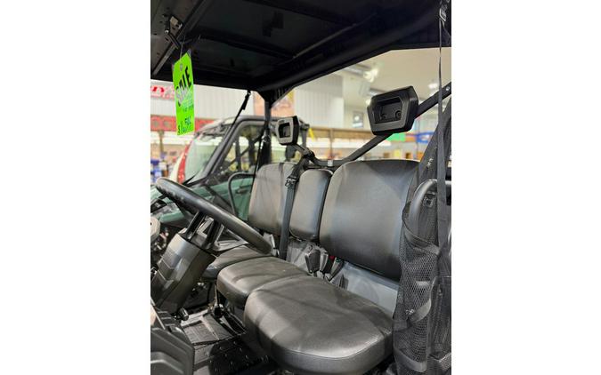 2025 Can-Am DEFENDER DPS HD10