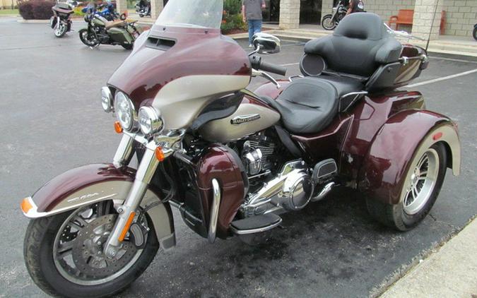 2018 Harley-Davidson Trike FLHTCUTG - Tri Glide Ultra