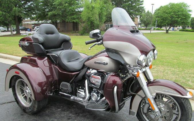 2018 Harley-Davidson Trike FLHTCUTG - Tri Glide Ultra