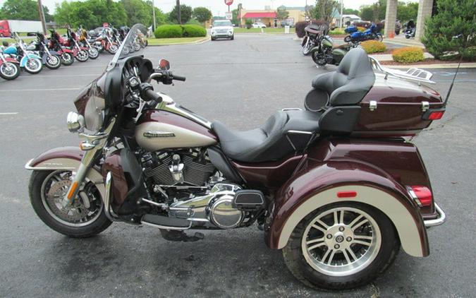 2018 Harley-Davidson Trike FLHTCUTG - Tri Glide Ultra