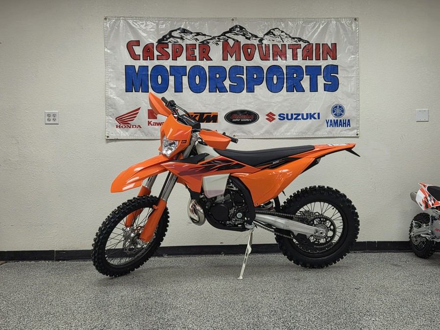 2027 KTM 250 XC W - KT8681