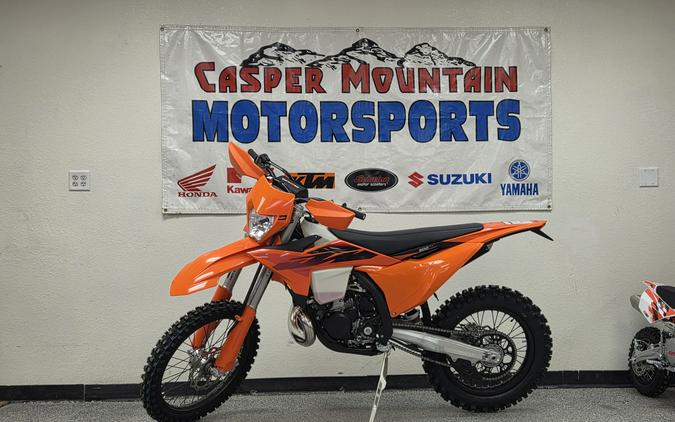 2027 KTM 250 XC W - KT8681