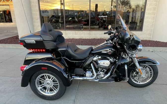 2024 Harley-Davidson® FLHTCUTG - Tri Glide® Ultra