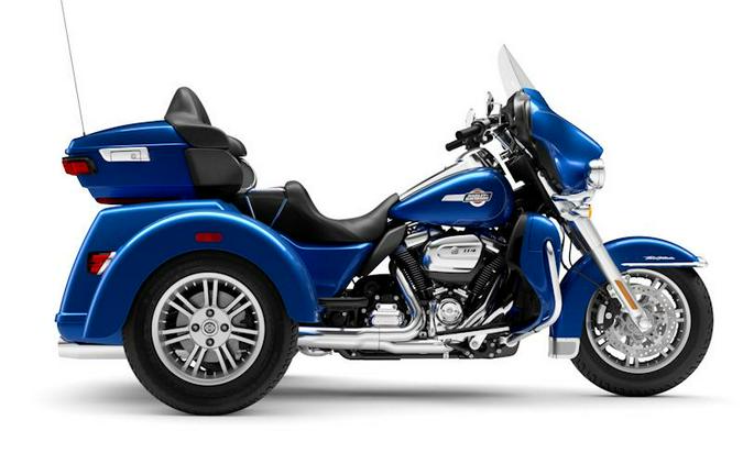 2024 Harley-Davidson® Tri Glide® Ultra Alpine Green / Vivid Black FLHTCUTG