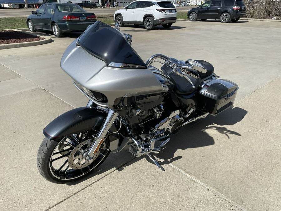 2019 Harley-Davidson® FLTRXSE - CVO™ Road Glide®