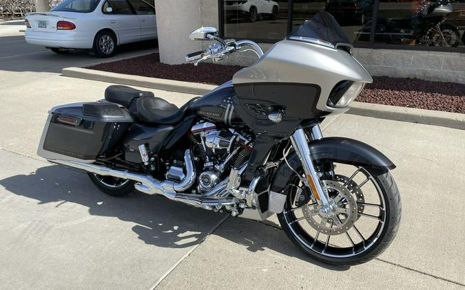 2019 Harley-Davidson® FLTRXSE - CVO™ Road Glide®