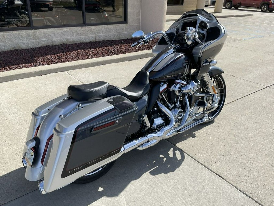 2019 Harley-Davidson® FLTRXSE - CVO™ Road Glide®