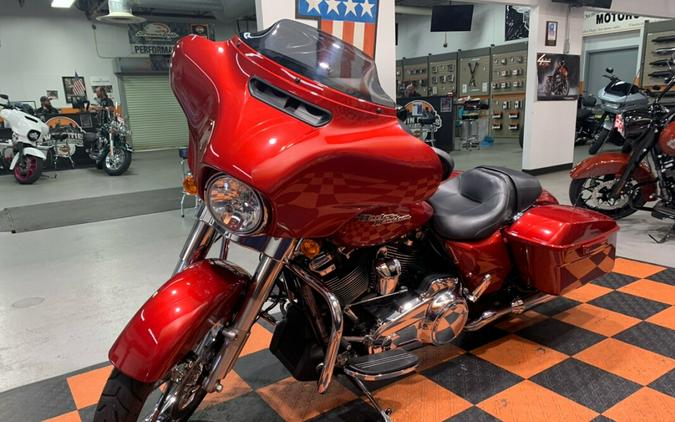 USED 2018 HARLEY-DAVIDSON STREET GLIDE FLHX FOR SALE NEAR LAKEVILLE, MN