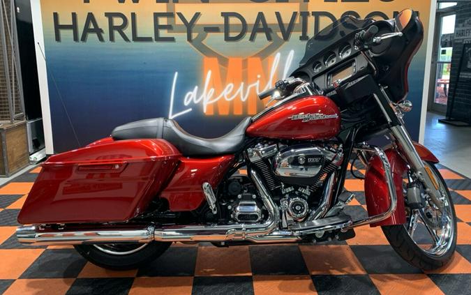 USED 2018 HARLEY-DAVIDSON STREET GLIDE FLHX FOR SALE NEAR LAKEVILLE, MN