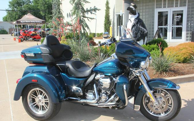 2020 Harley-Davidson Tri Glide Ultra Tahitian Teal