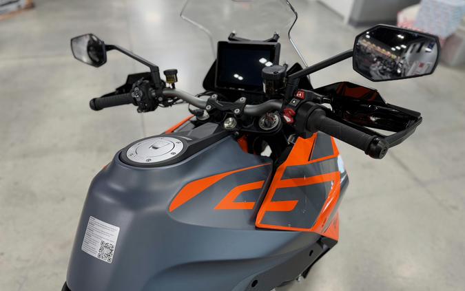 2024 KTM Super Duke 1290 GT