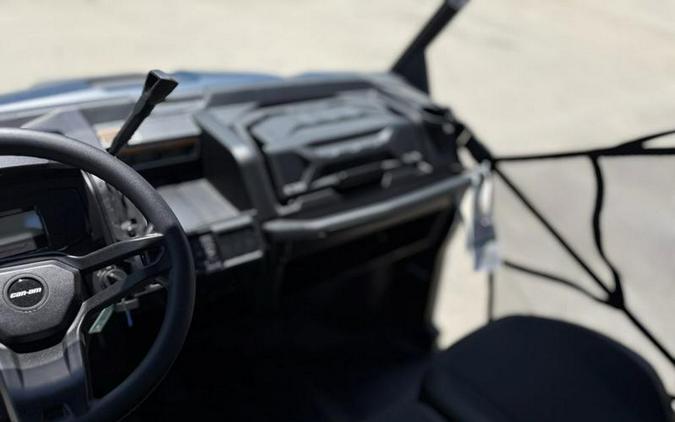 2026 Can-Am® Defender MAX XT HD9