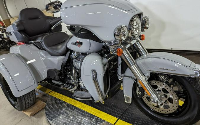 2024 Harley-Davidson Tri Glide Ultra Billiard Gray