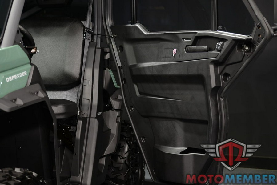 2025 Can-Am Defender DPS CAB HD9