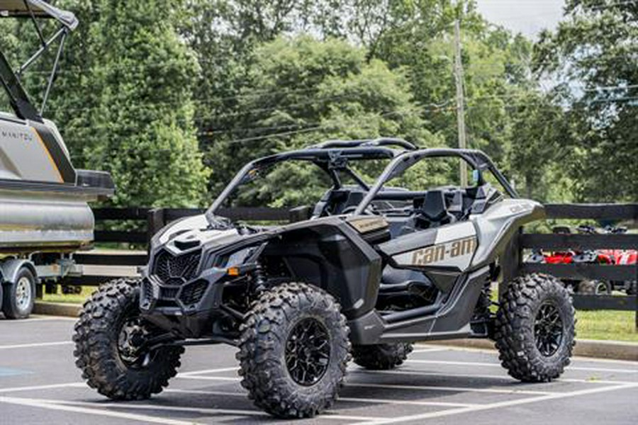 2023 Can-Am Maverick X3 DS Turbo RR 64