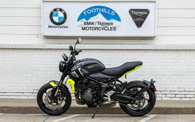 2024 Triumph Trident 660 Jet Black/Triumph Racing Yellow