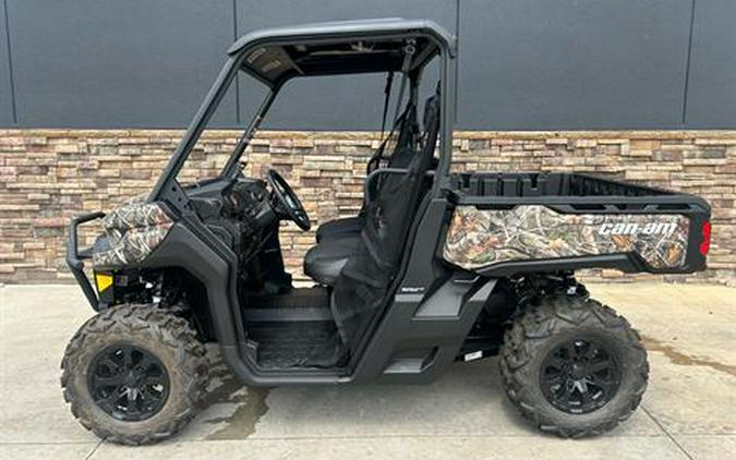 2024 Can-Am Defender XT HD7