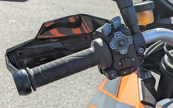 2023 KTM 1290 Super Duke GT